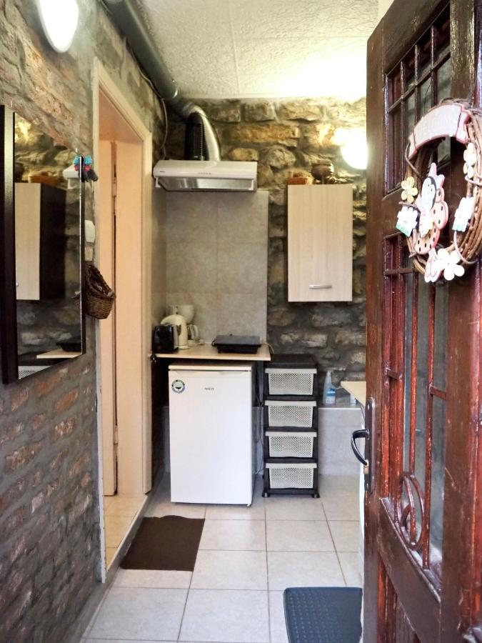 Authentic Guest Stay In The Heart Of Veliko Tarnovo Студио С Изглед Към Царевец Exteriér fotografie
