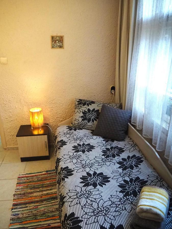 Authentic Guest Stay In The Heart Of Veliko Tarnovo Студио С Изглед Към Царевец Exteriér fotografie