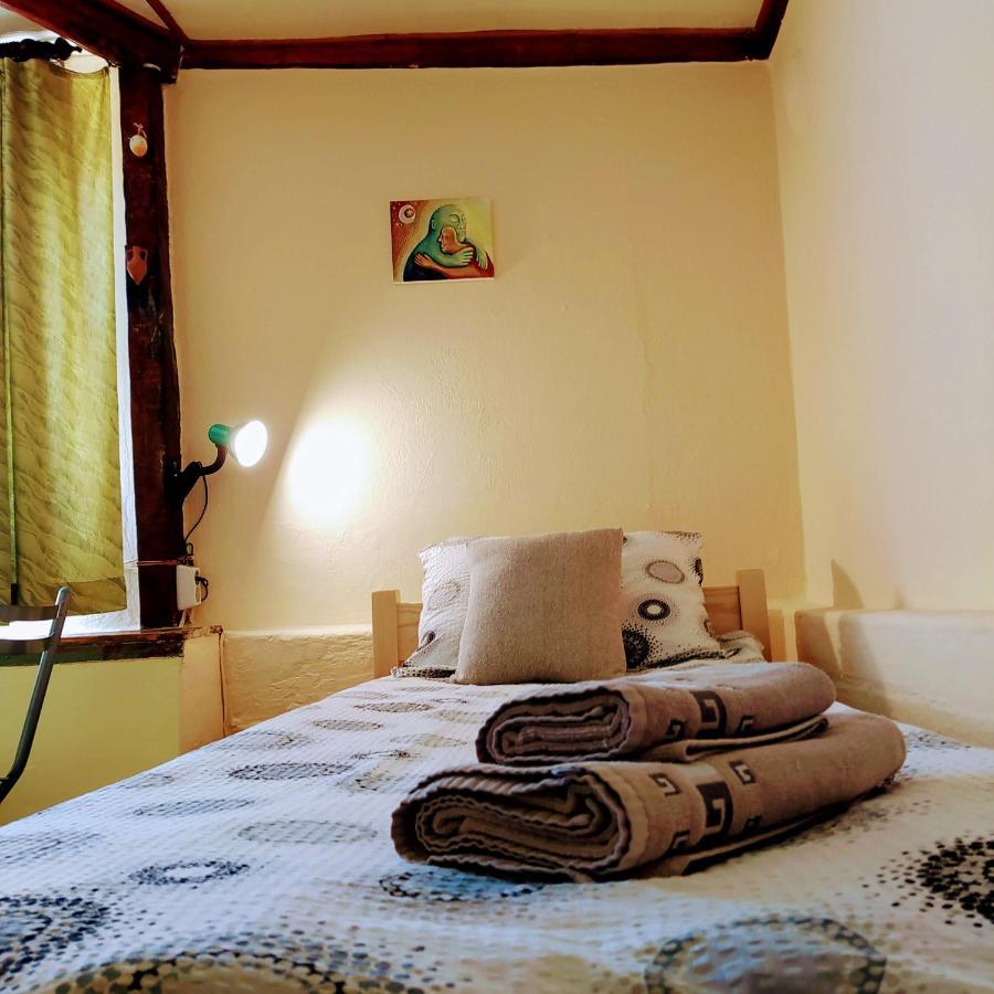 Authentic Guest Stay In The Heart Of Veliko Tarnovo Студио С Изглед Към Царевец Exteriér fotografie
