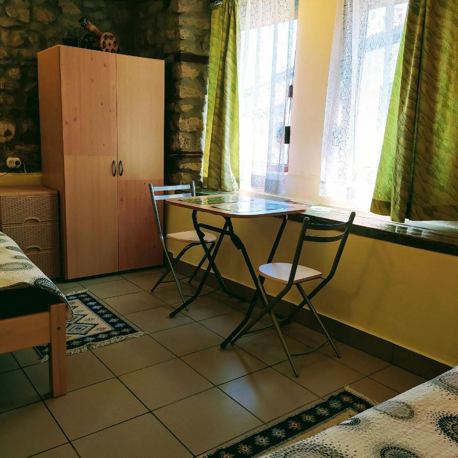 Authentic Guest Stay In The Heart Of Veliko Tarnovo Студио С Изглед Към Царевец Exteriér fotografie